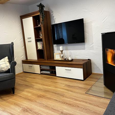 Ferienhaus Goebel'S Gute Stube Wirfus Esterno foto