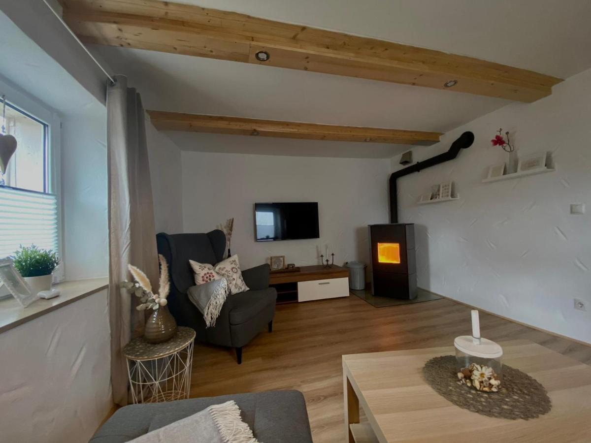 Ferienhaus Goebel'S Gute Stube Wirfus Esterno foto