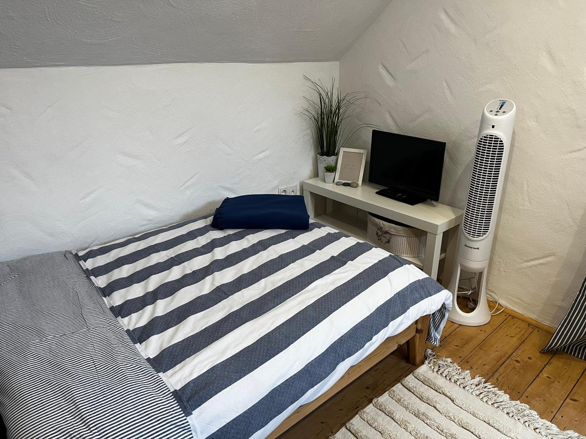 Ferienhaus Goebel'S Gute Stube Wirfus Esterno foto